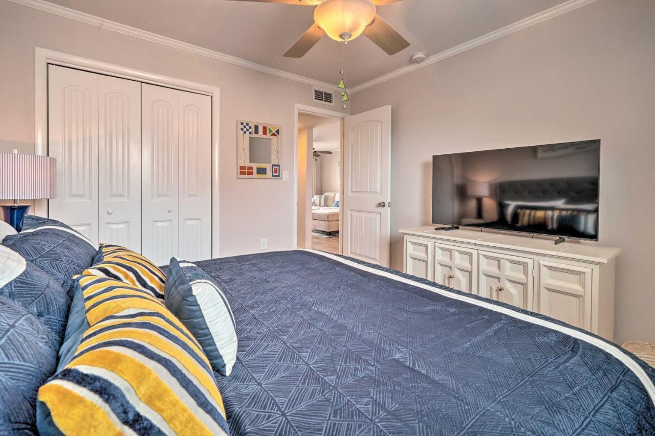 Beachfront Condo With Unobstructed Ocean Views! Oak Island Eksteriør bilde